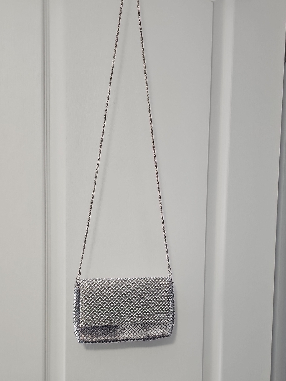 Source Unknown Silver Mesh Shoulder Clutch